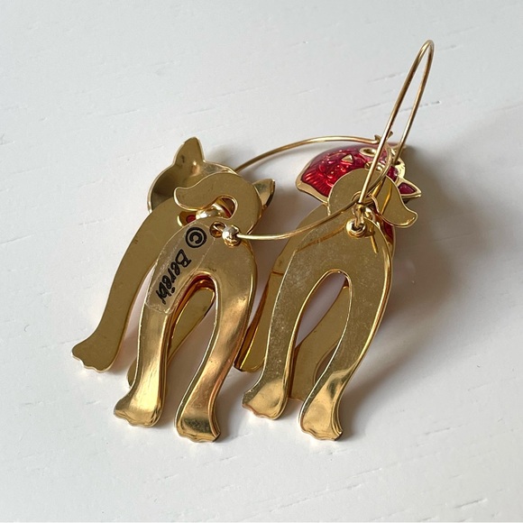 Vintage signed Berebi goldtone & enamel cat articulated hoop earrings pink red - Picture 6 of 13